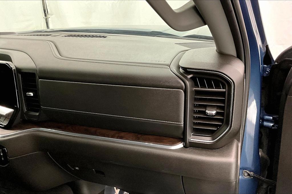Thumbnail: 2024 GMC Sierra 1500 - 23