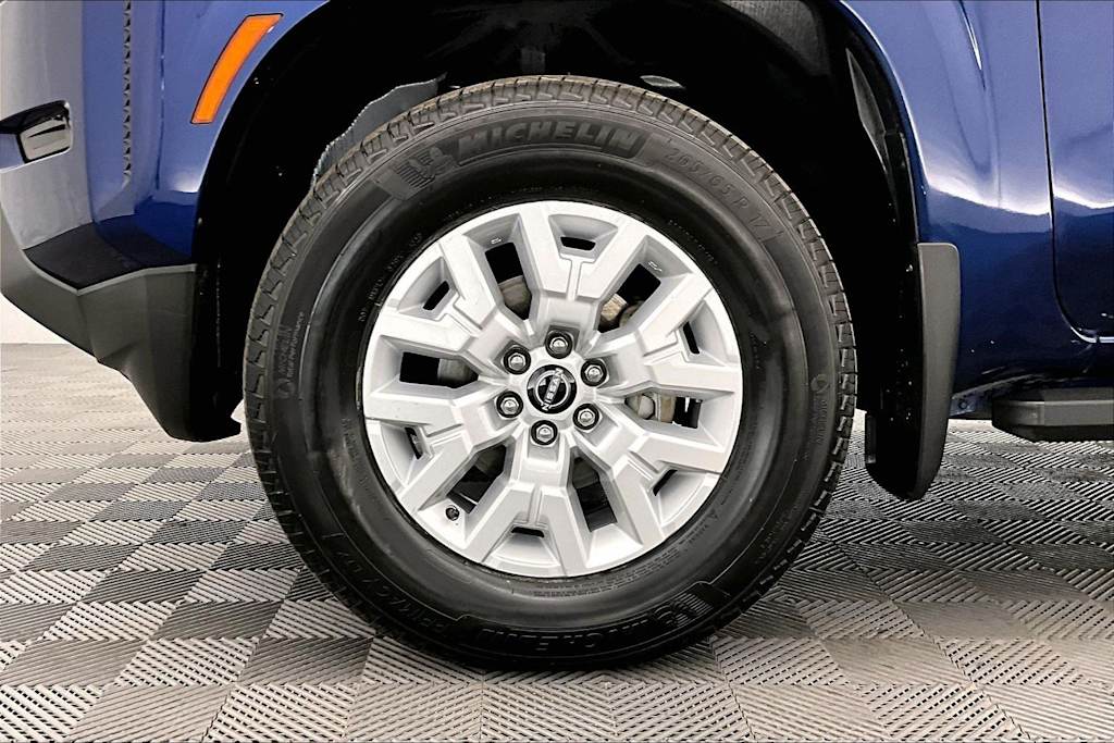 Thumbnail: 2022 Nissan Frontier - 8