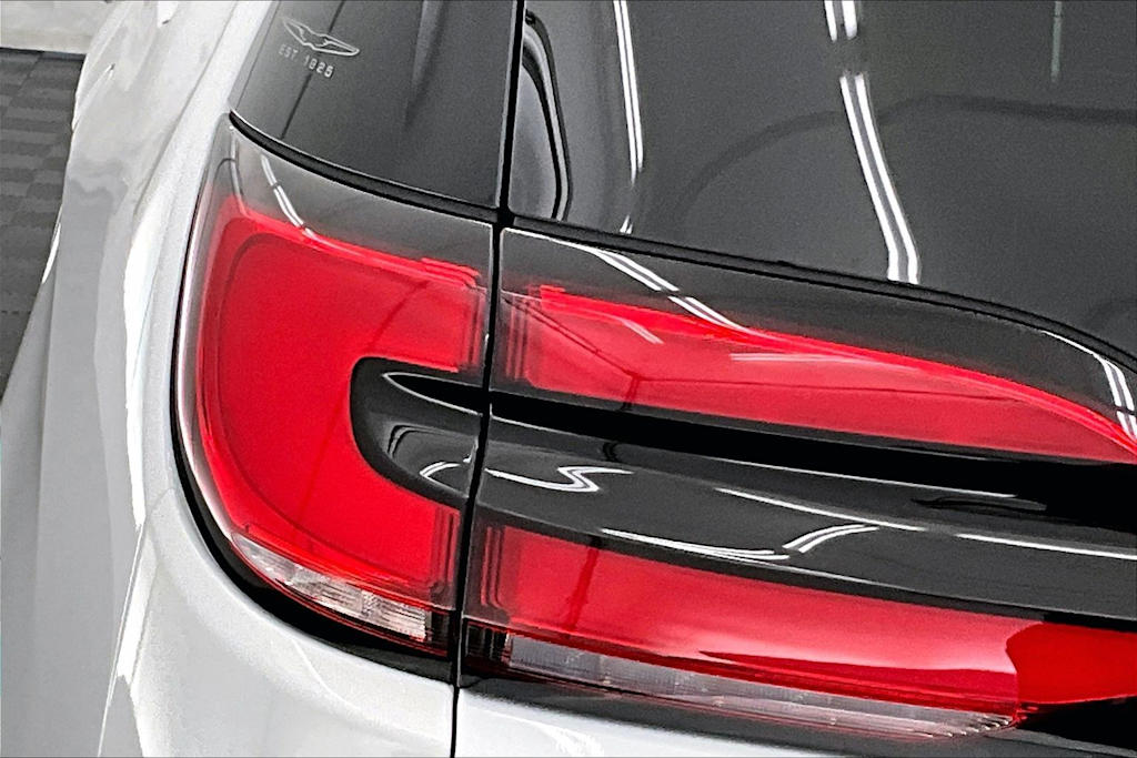 Thumbnail: 2026 Chrysler Pacifica - 32