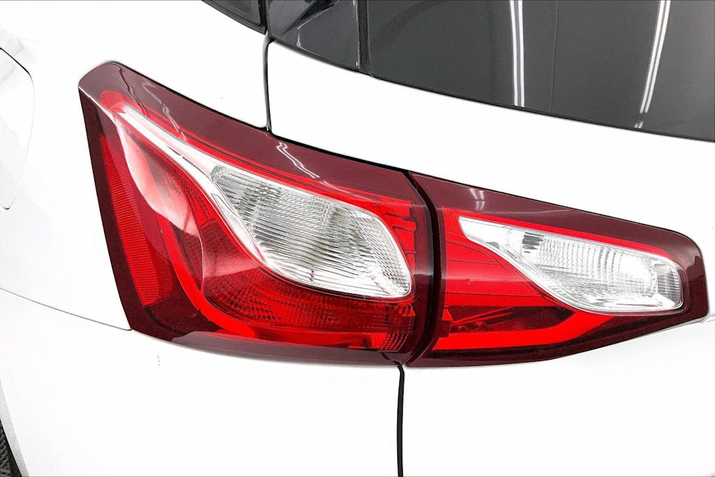 Thumbnail: 2020 Chevrolet Equinox - 32
