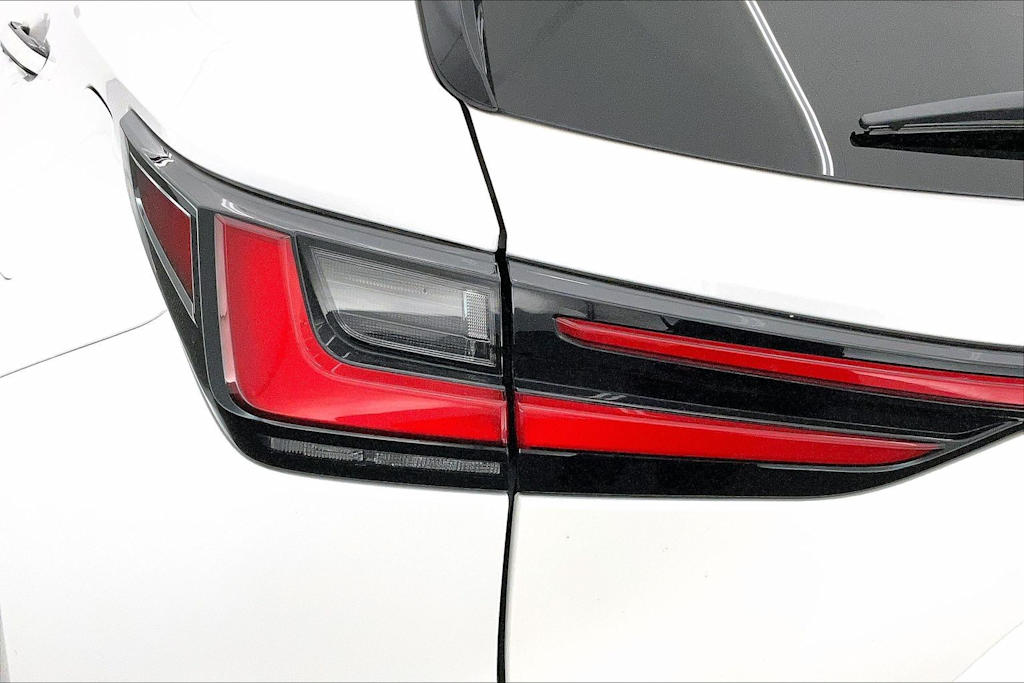 Thumbnail: 2024 Lexus ES - 32