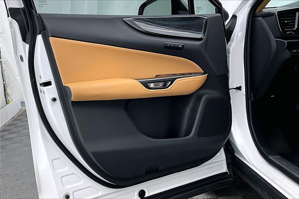 Thumbnail: 2024 Lexus ES - 27