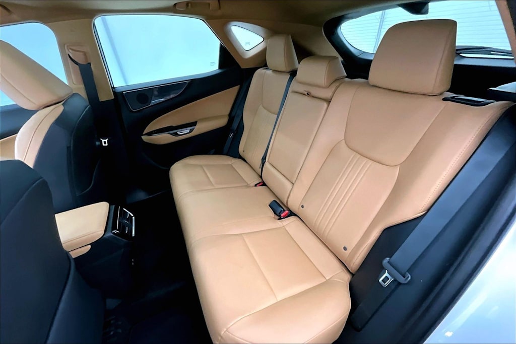 Thumbnail: 2024 Lexus ES - 29