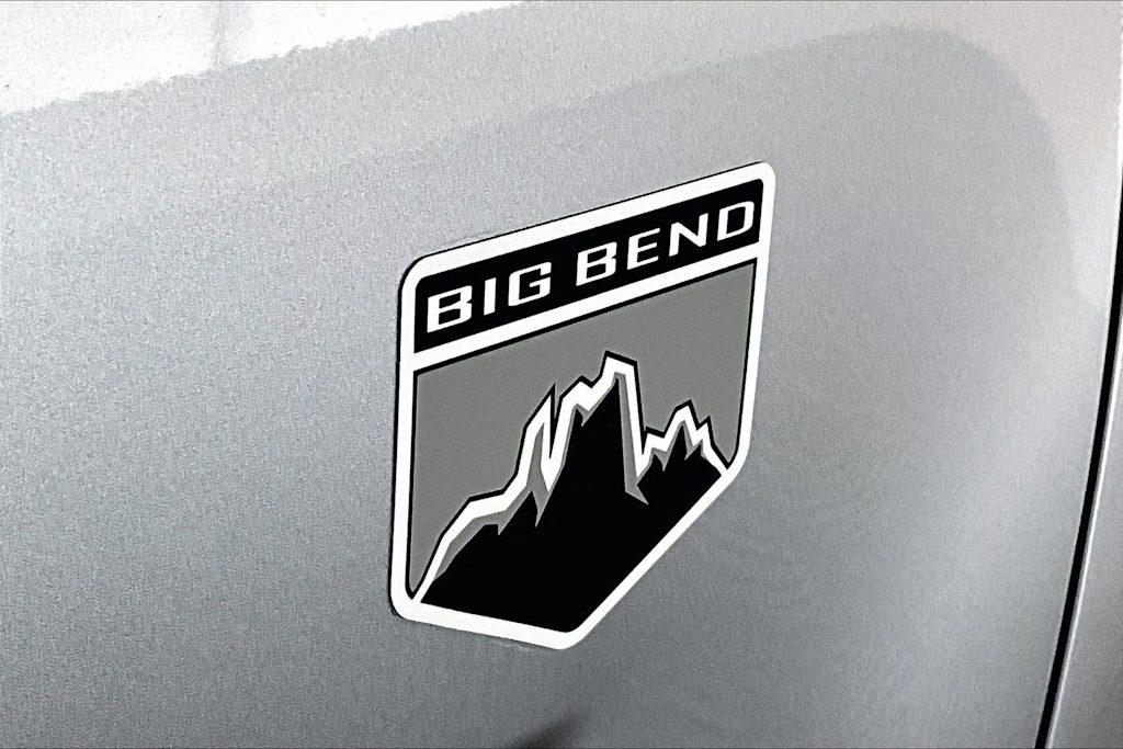 Thumbnail: 2021 Ford Bronco Sport - 6