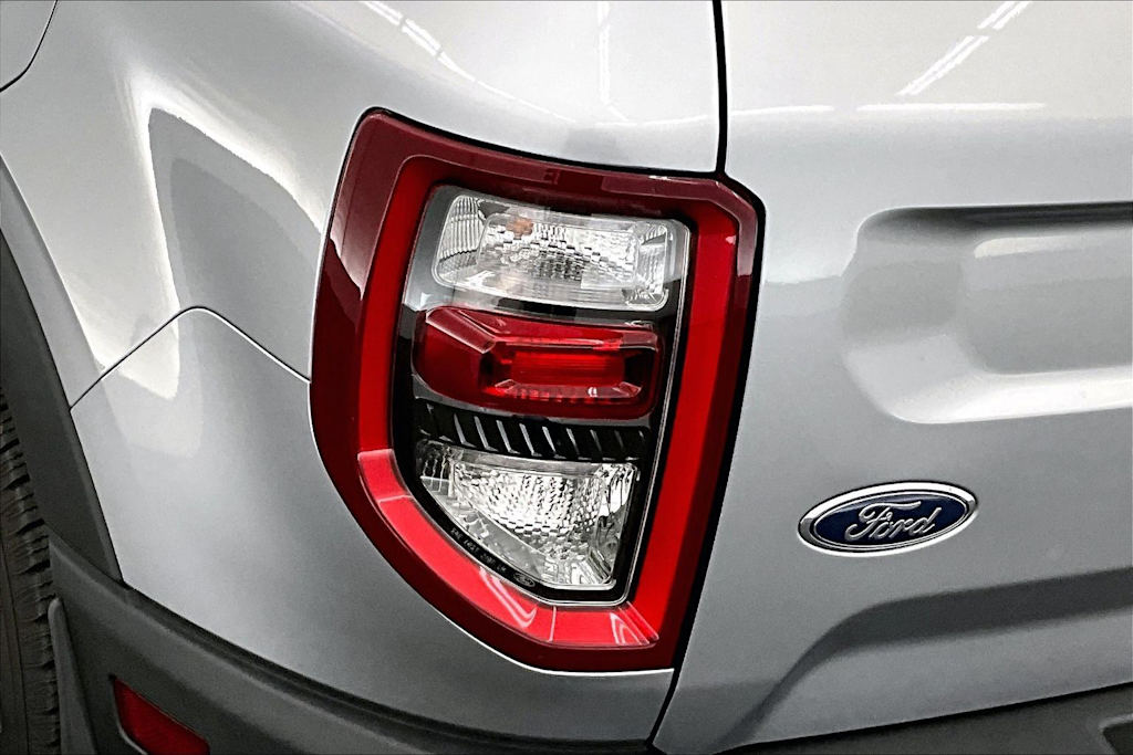 Thumbnail: 2021 Ford Bronco Sport - 32