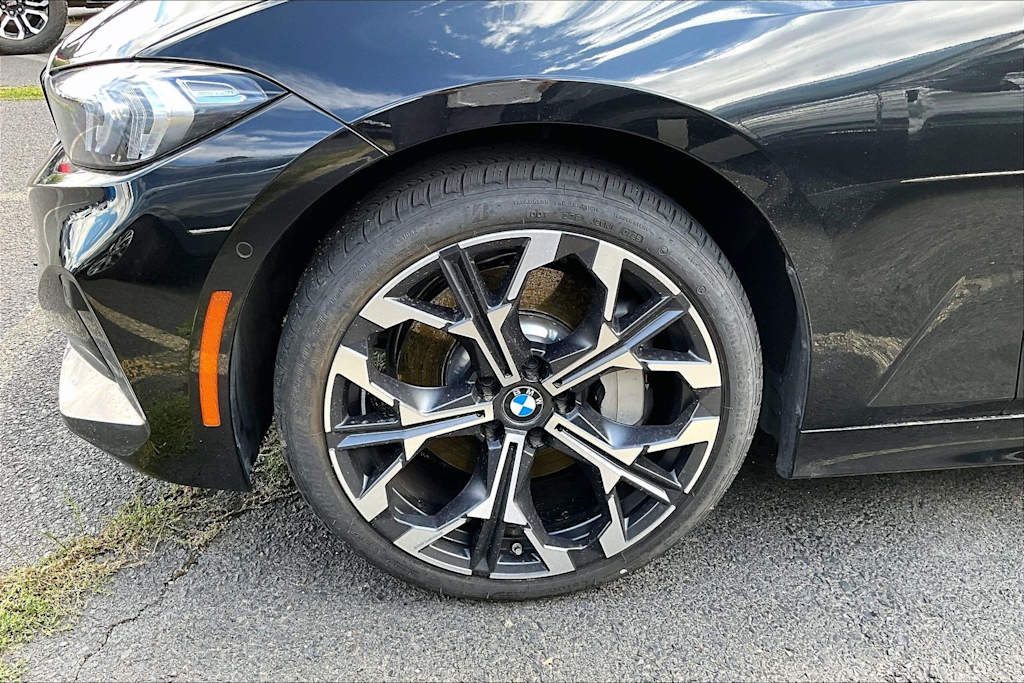 Thumbnail: 2025 BMW 3 Series - 7