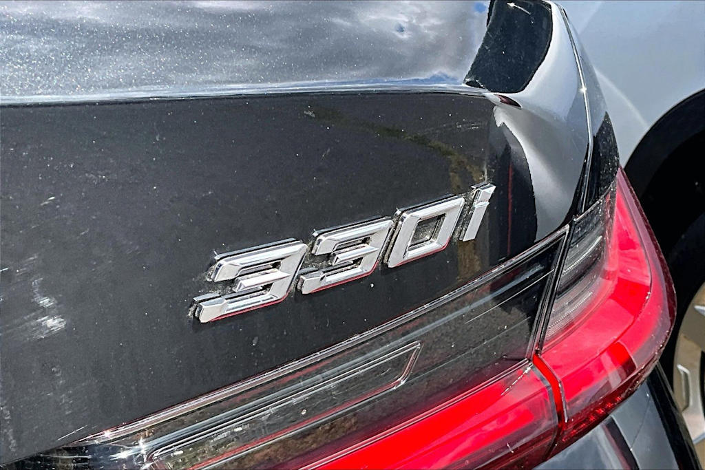 Thumbnail: 2025 BMW 3 Series - 6