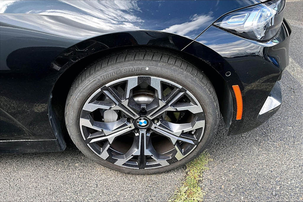 Thumbnail: 2025 BMW 3 Series - 15