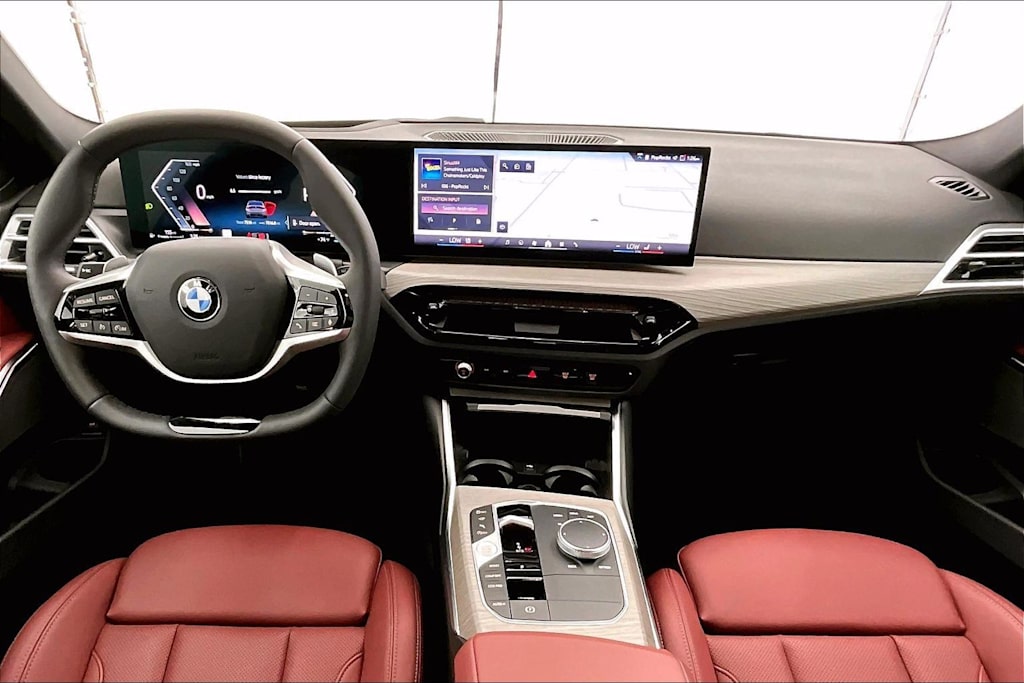 Thumbnail: 2025 BMW 3 Series - 10