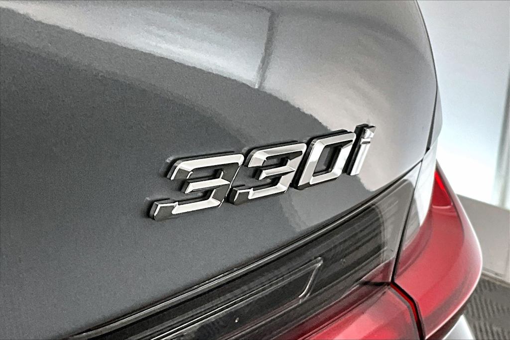 Thumbnail: 2025 BMW 3 Series - 7