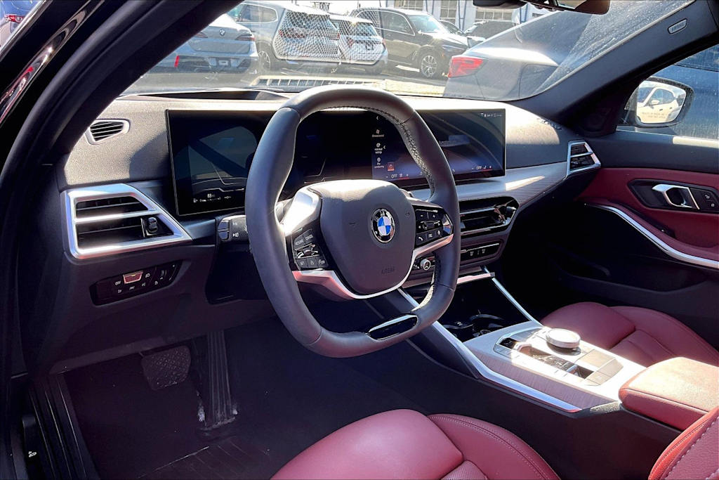 Thumbnail: 2025 BMW 3 Series - 2