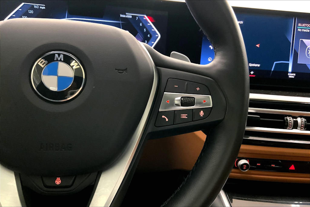 2023 BMW 3 Series 330xi 26