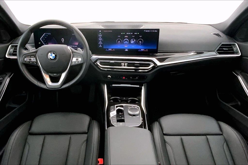 Thumbnail: 2024 BMW 3 Series - 10