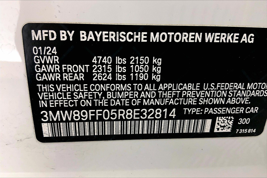 Thumbnail: 2024 BMW 3 Series - 21