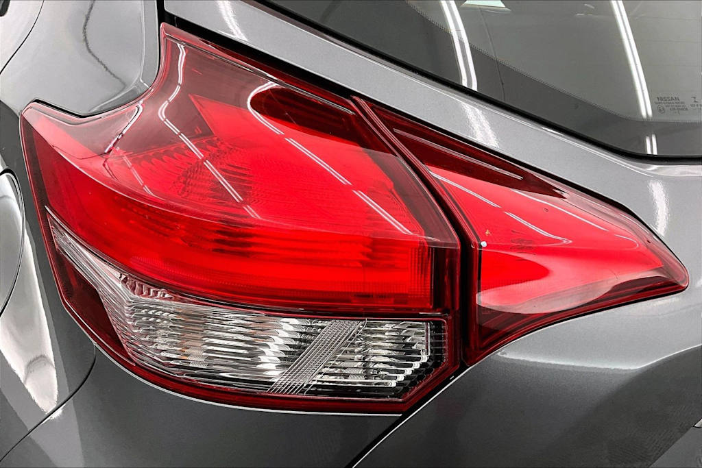 Thumbnail: 2019 Nissan Kicks - 32