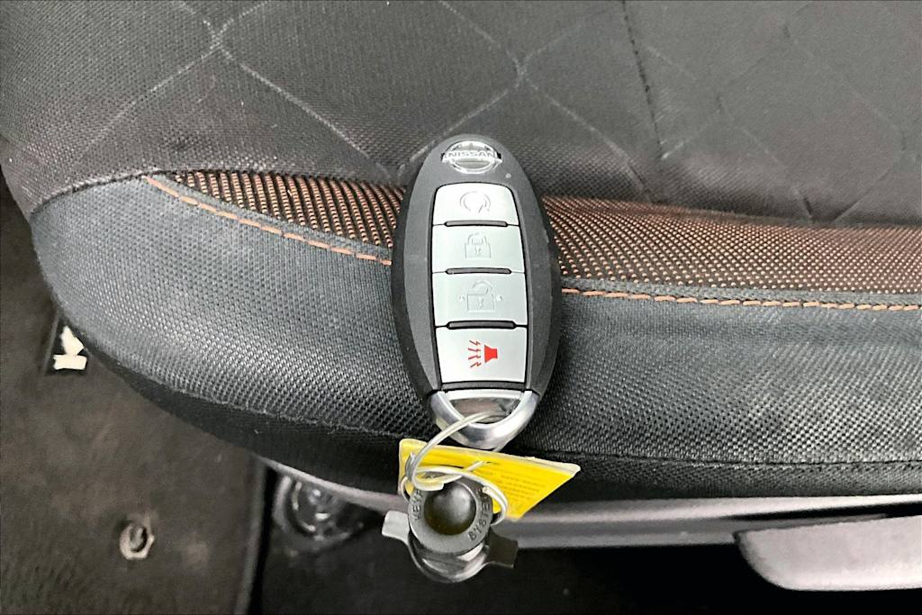 Thumbnail: 2019 Nissan Kicks - 19