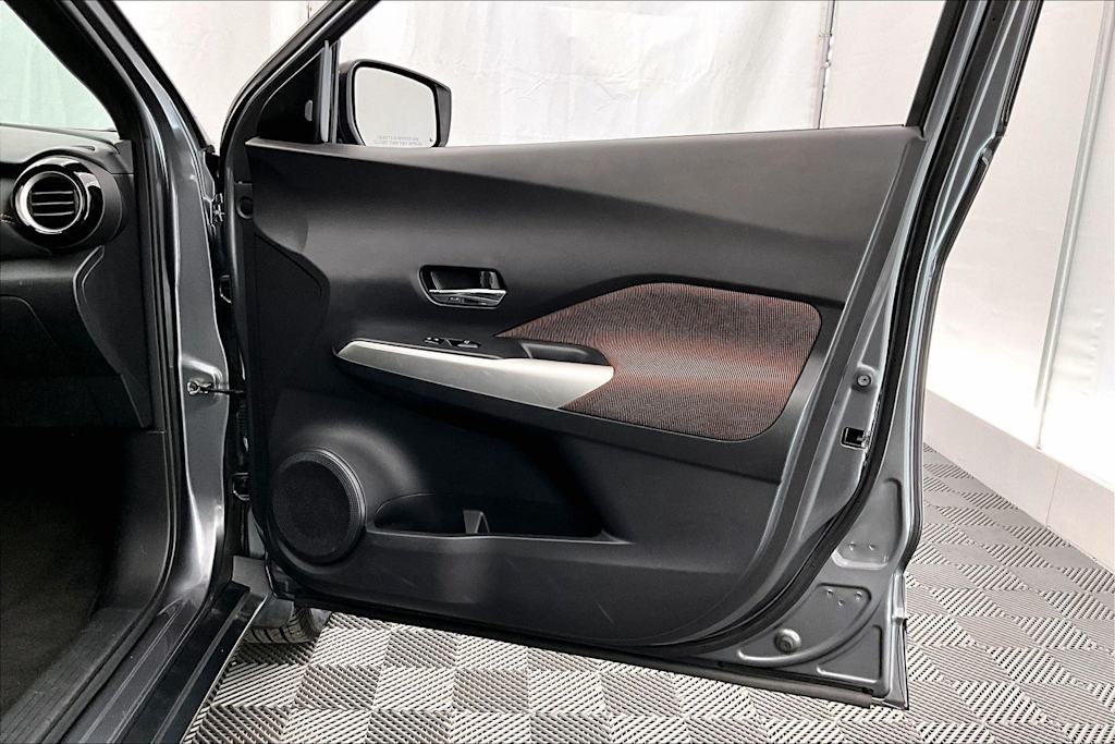 Thumbnail: 2019 Nissan Kicks - 28
