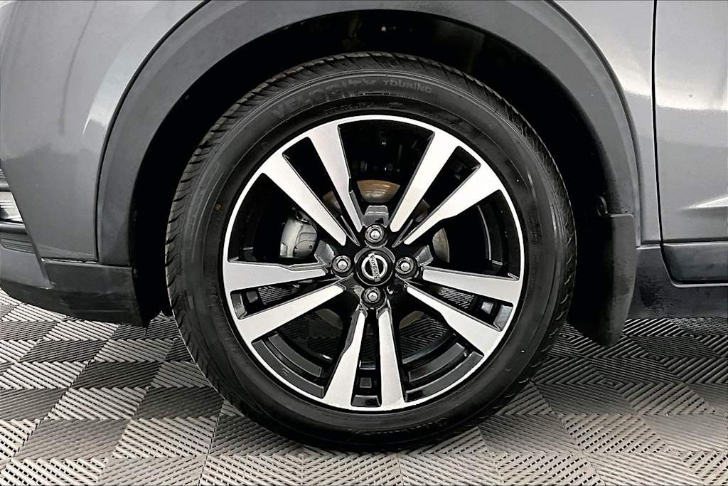 Thumbnail: 2019 Nissan Kicks - 8