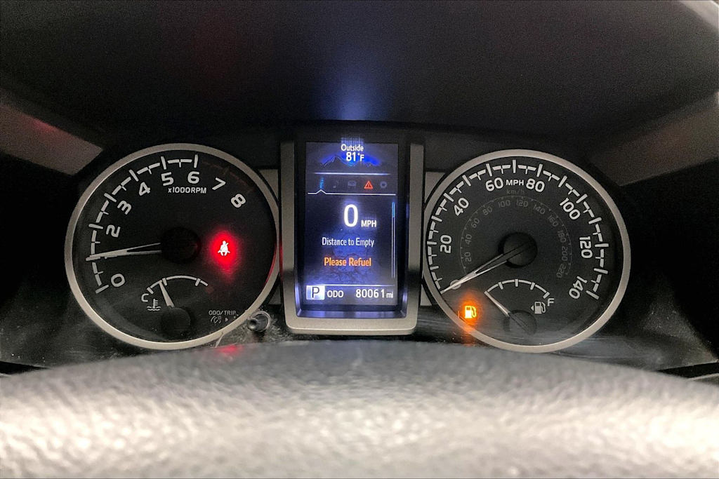 Thumbnail: 2019 Toyota Tacoma - 18