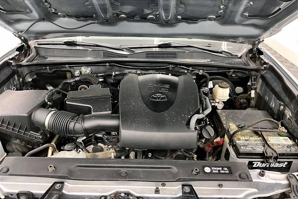 Thumbnail: 2019 Toyota Tacoma - 9