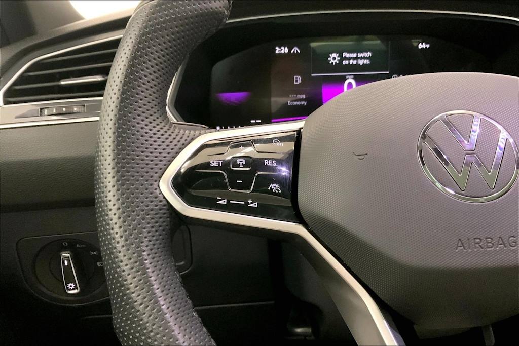 Thumbnail: 2024 Volkswagen Tiguan - 24