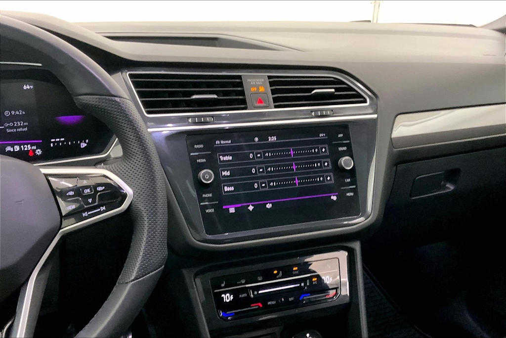 Thumbnail: 2024 Volkswagen Tiguan - 15