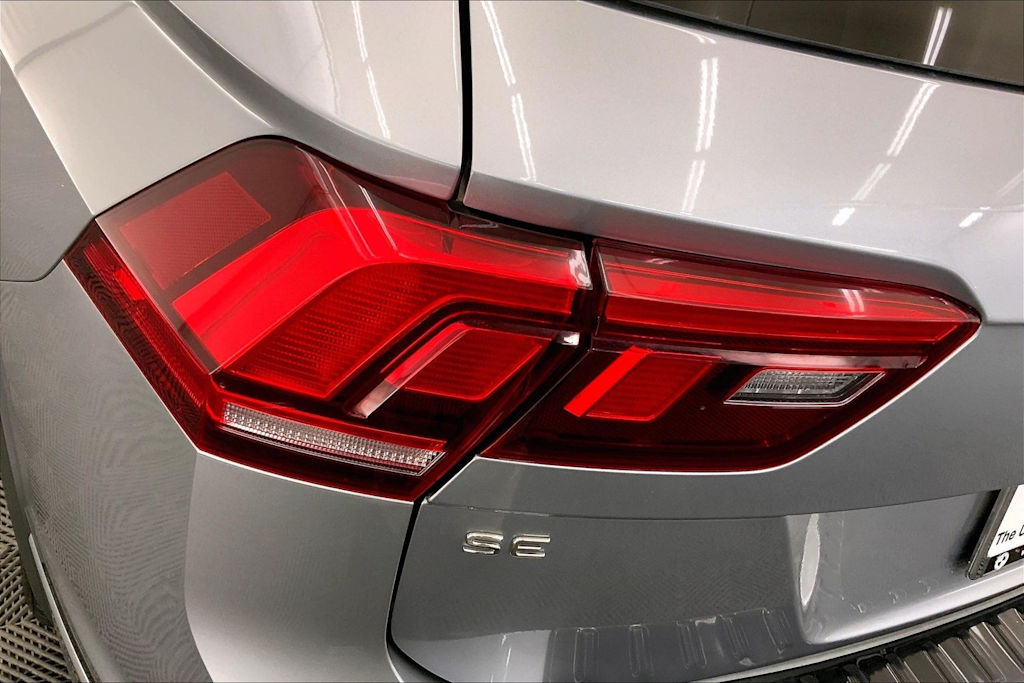 Thumbnail: 2024 Volkswagen Tiguan - 32