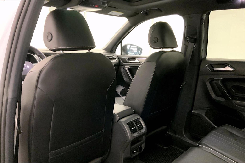 Thumbnail: 2024 Volkswagen Tiguan - 13