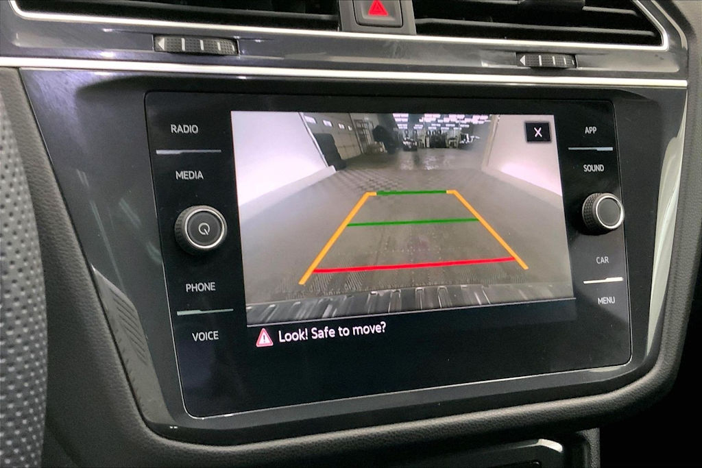 Thumbnail: 2024 Volkswagen Tiguan - 26