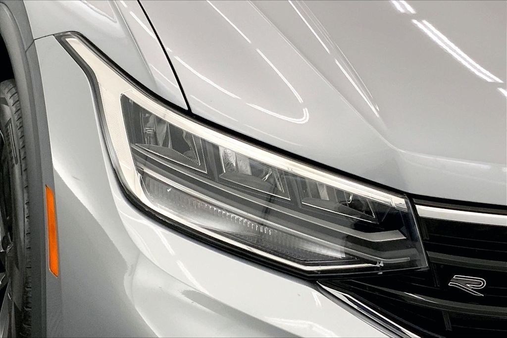 Thumbnail: 2024 Volkswagen Tiguan - 31