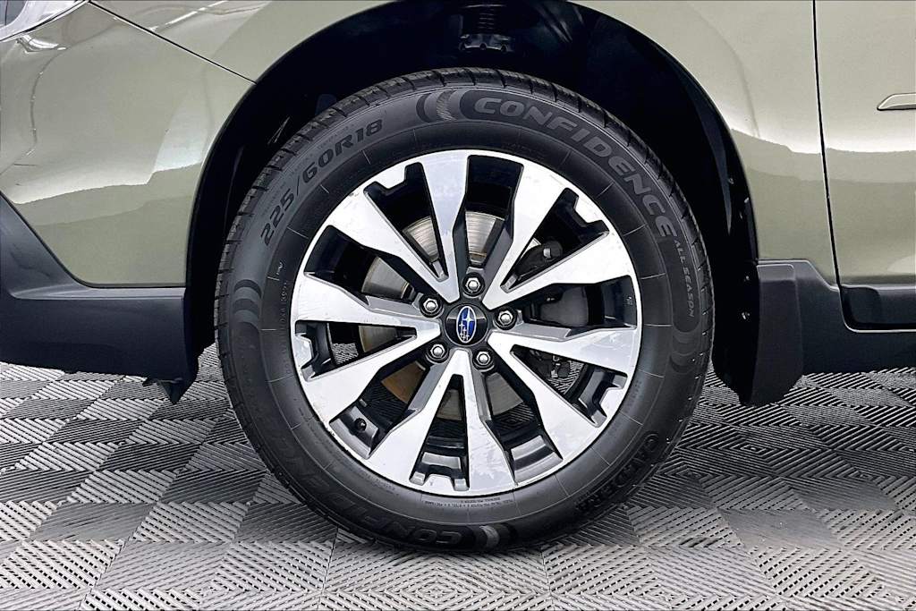 Thumbnail: 2017 Subaru Outback - 8