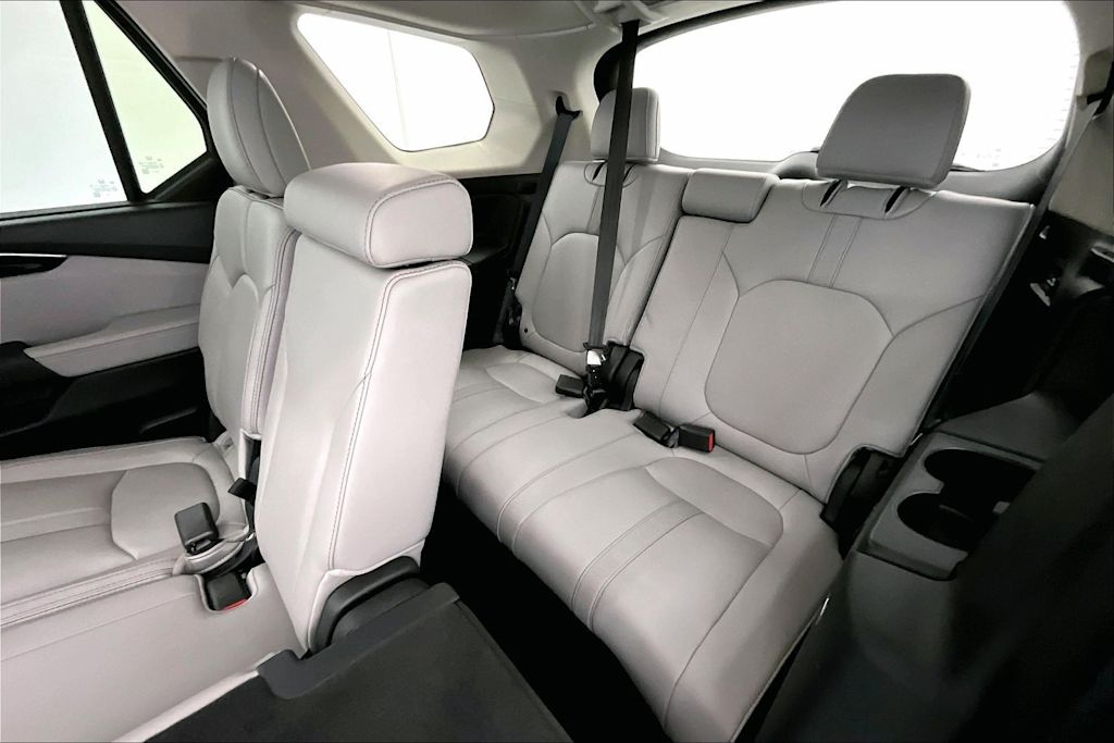 Thumbnail: 2023 Honda Pilot - 29