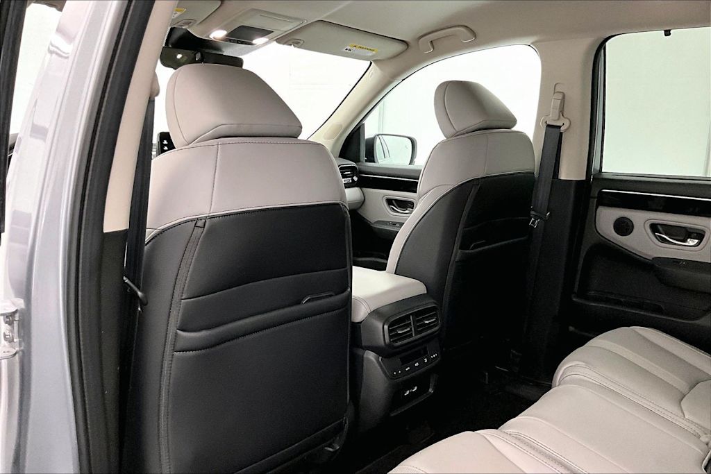 Thumbnail: 2023 Honda Pilot - 13