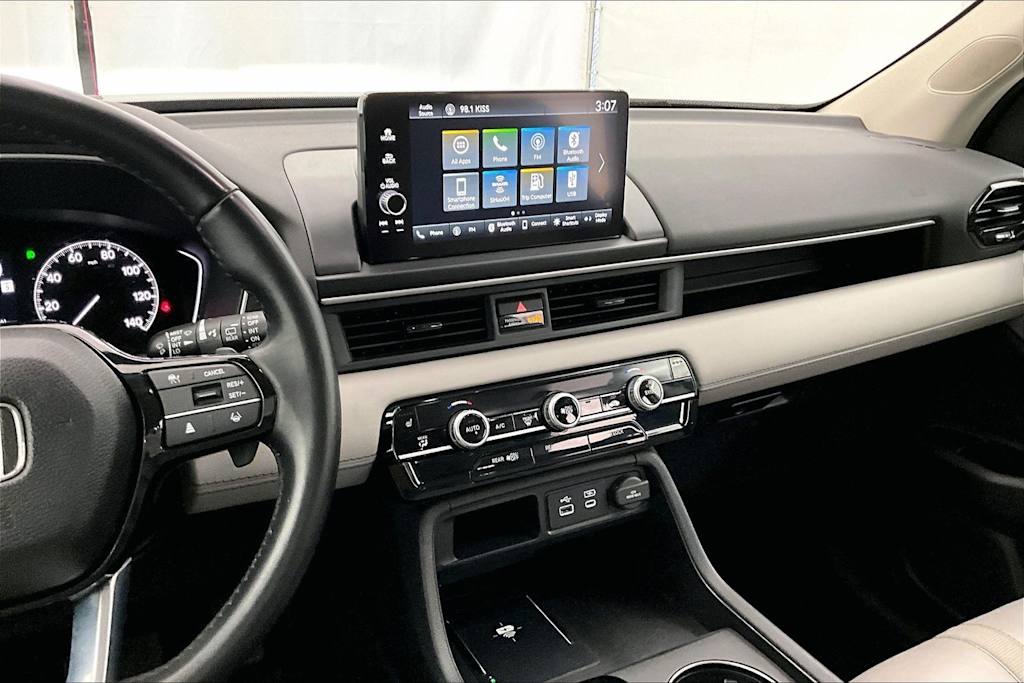 Thumbnail: 2023 Honda Pilot - 15