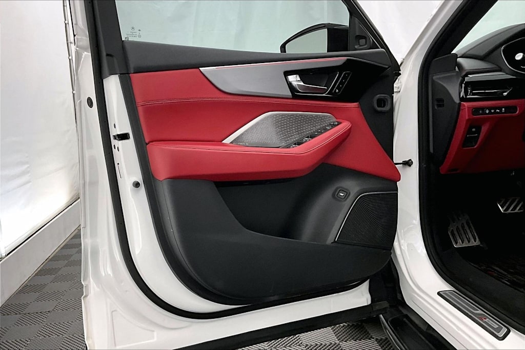 Thumbnail: 2023 Acura MDX - 27