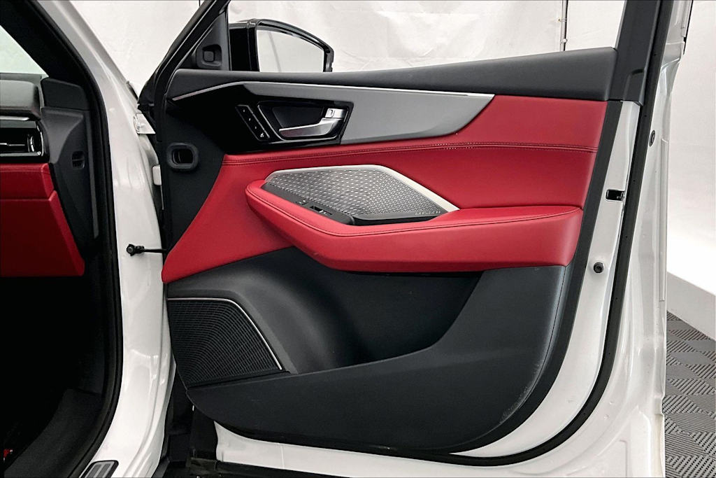Thumbnail: 2023 Acura MDX - 28