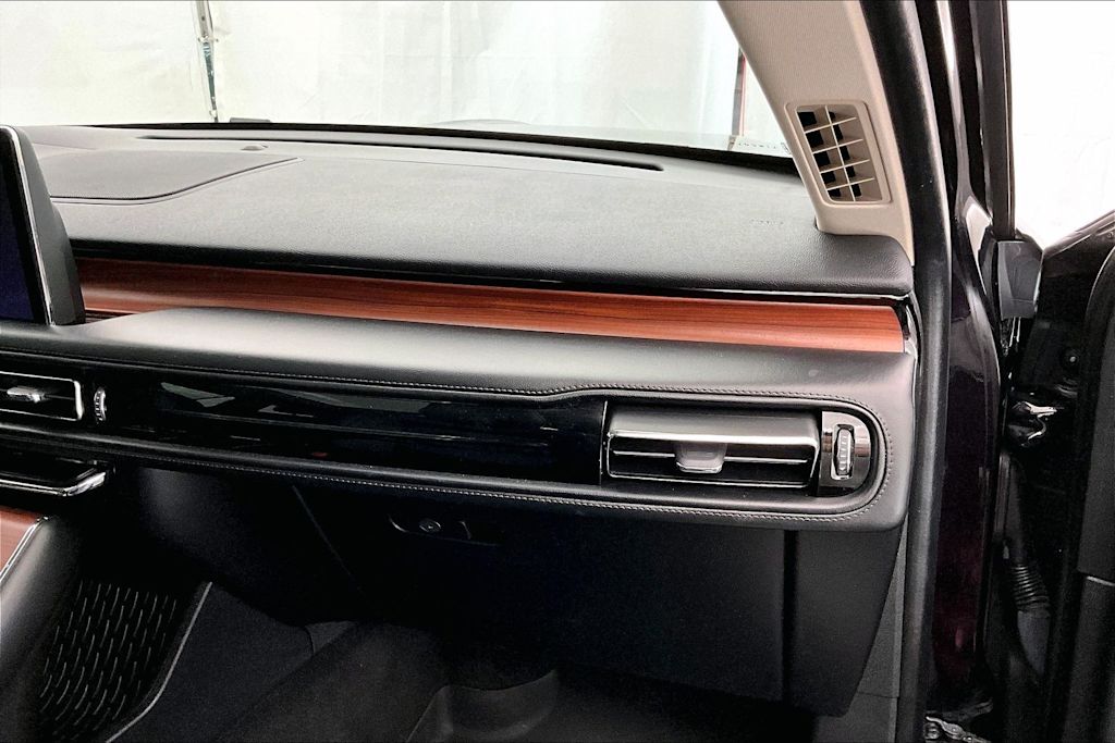 Thumbnail: 2023 Lincoln Aviator - 24