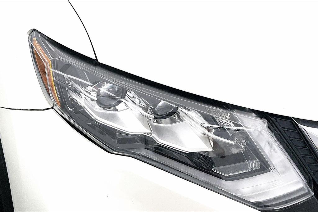 Thumbnail: 2020 Nissan Rogue - 31