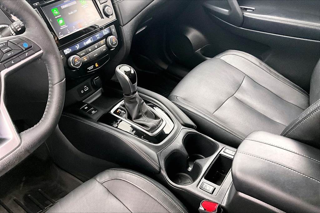 Thumbnail: 2020 Nissan Rogue - 16