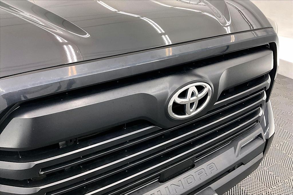 Thumbnail: 2023 Toyota Tundra - 33