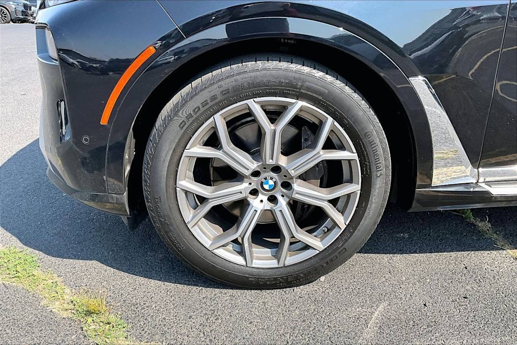 Thumbnail: 2024 BMW X7 - 6