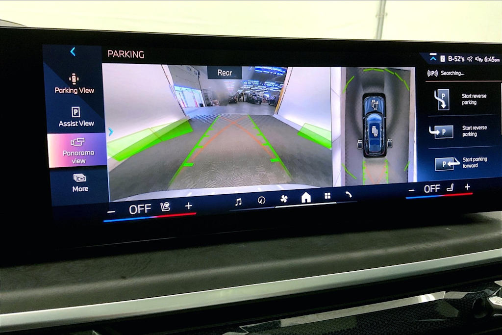 Thumbnail: 2024 BMW X7 - 26