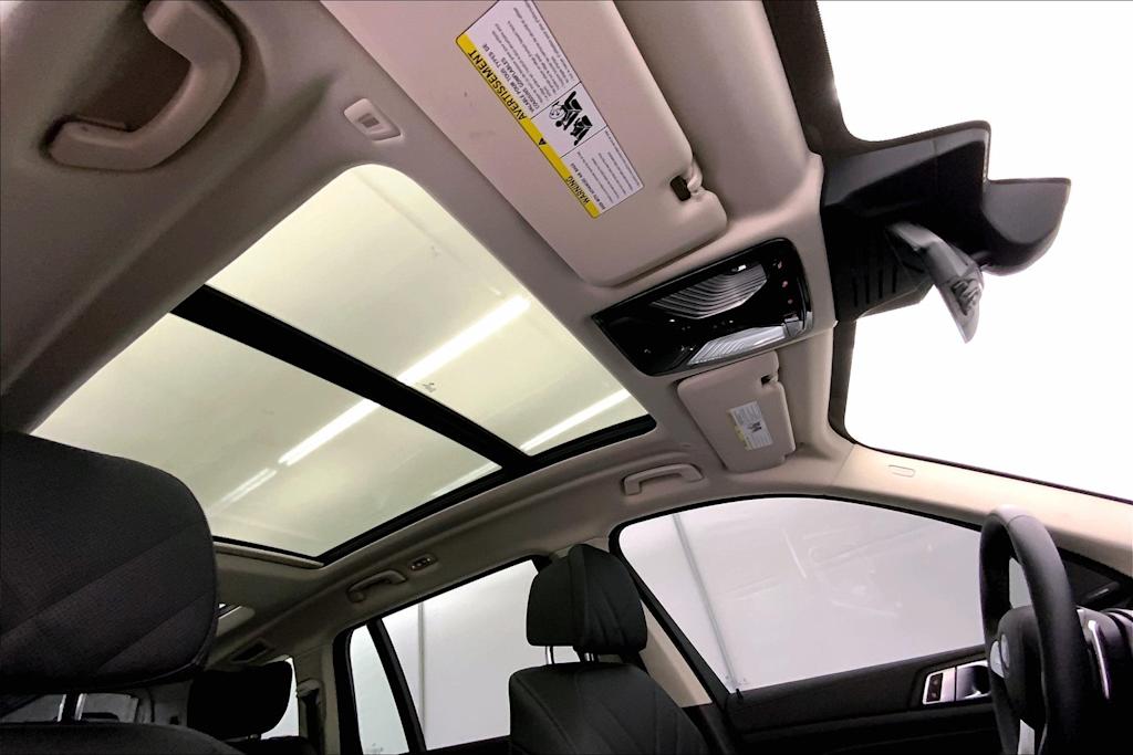 Thumbnail: 2024 BMW X7 - 30