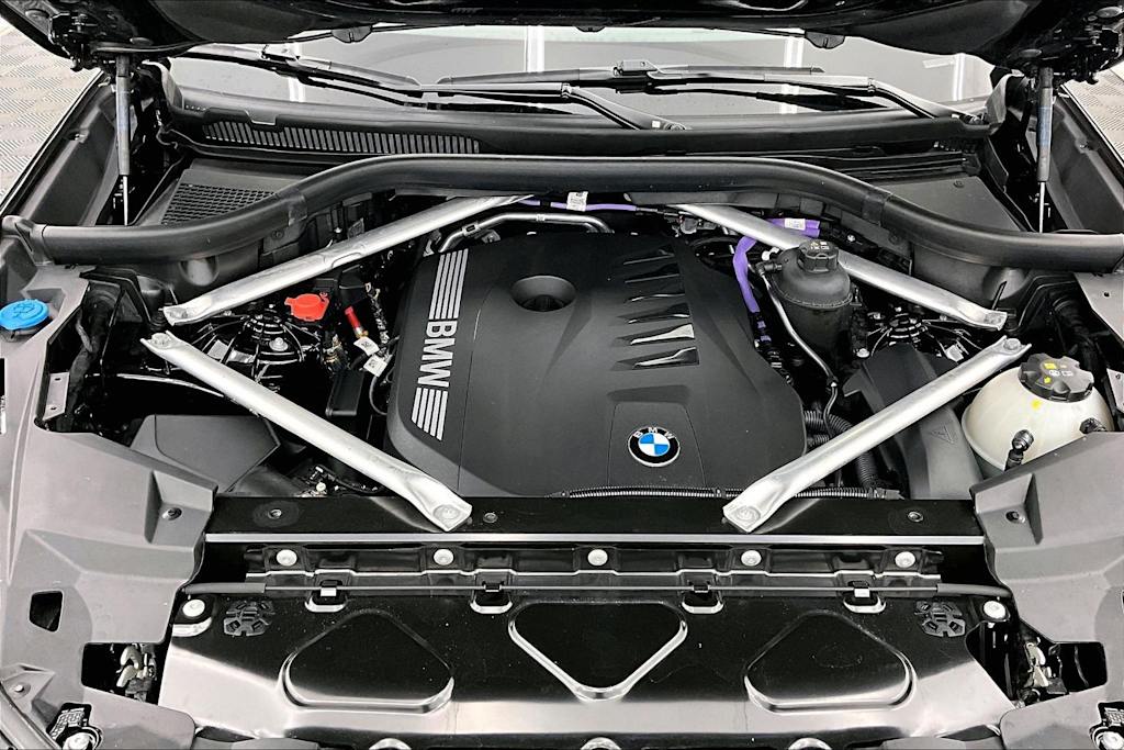 Thumbnail: 2024 BMW X5 - 9
