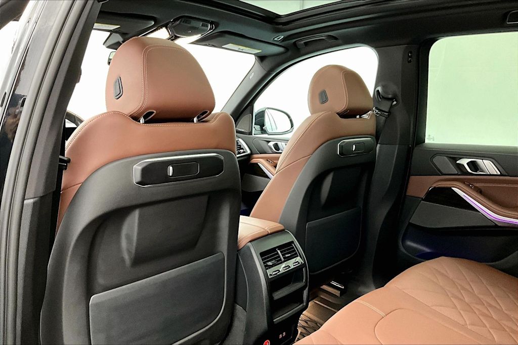 Thumbnail: 2024 BMW X5 - 13