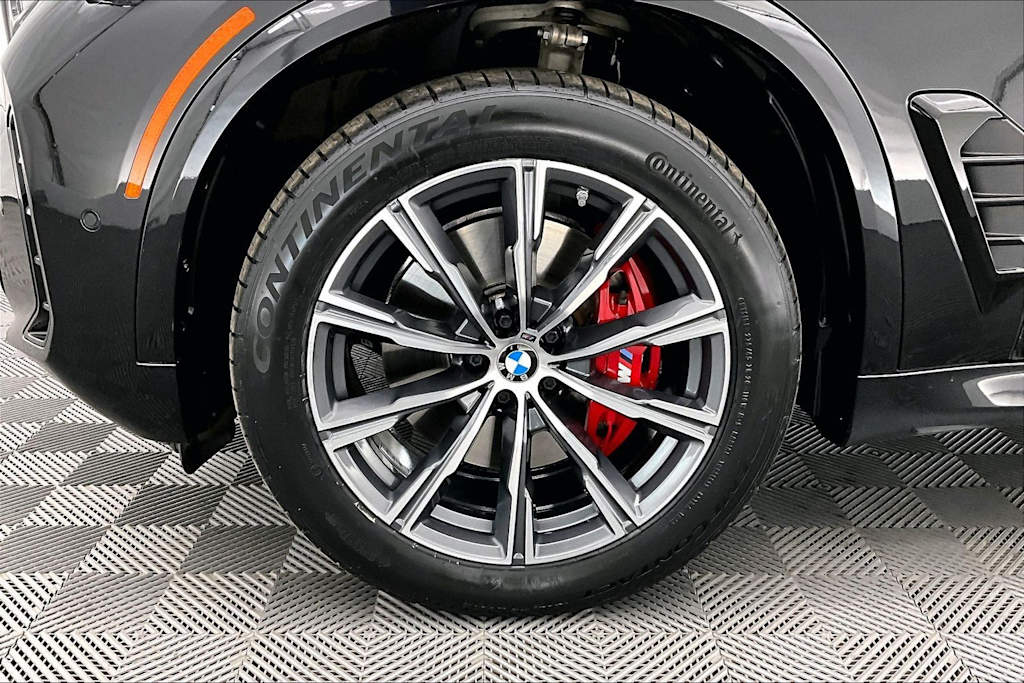 Thumbnail: 2024 BMW X5 - 8