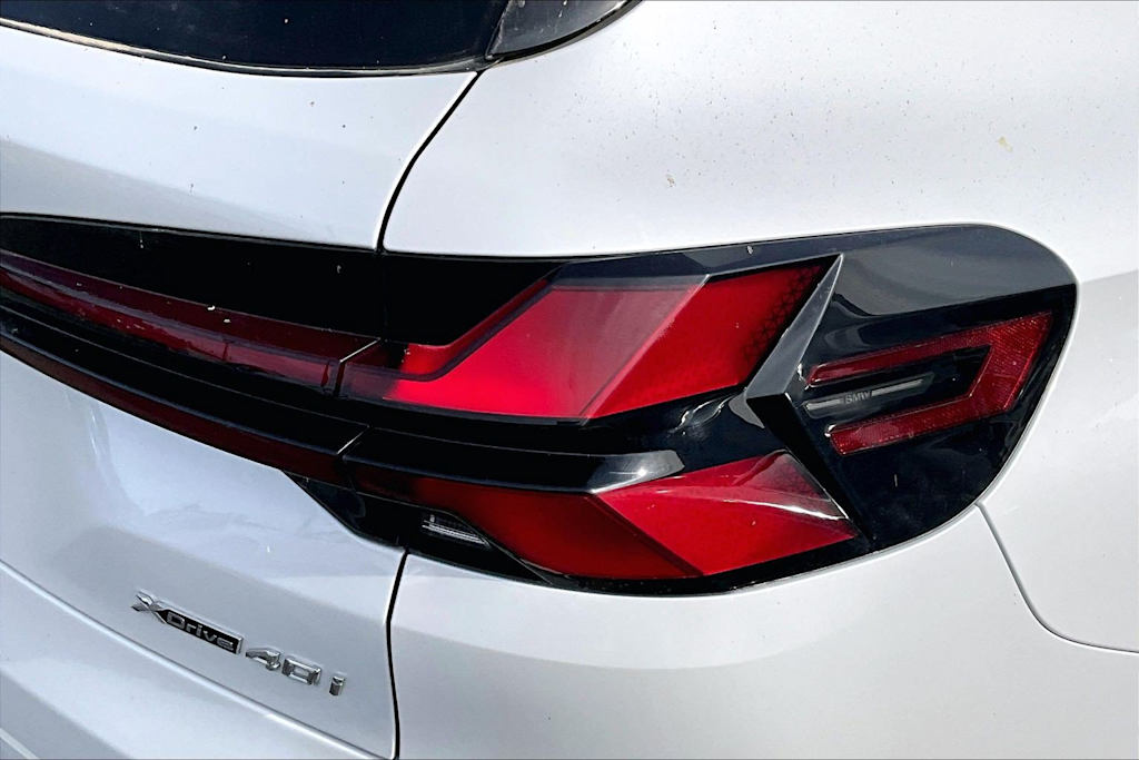 Thumbnail: 2025 BMW X5 - 13