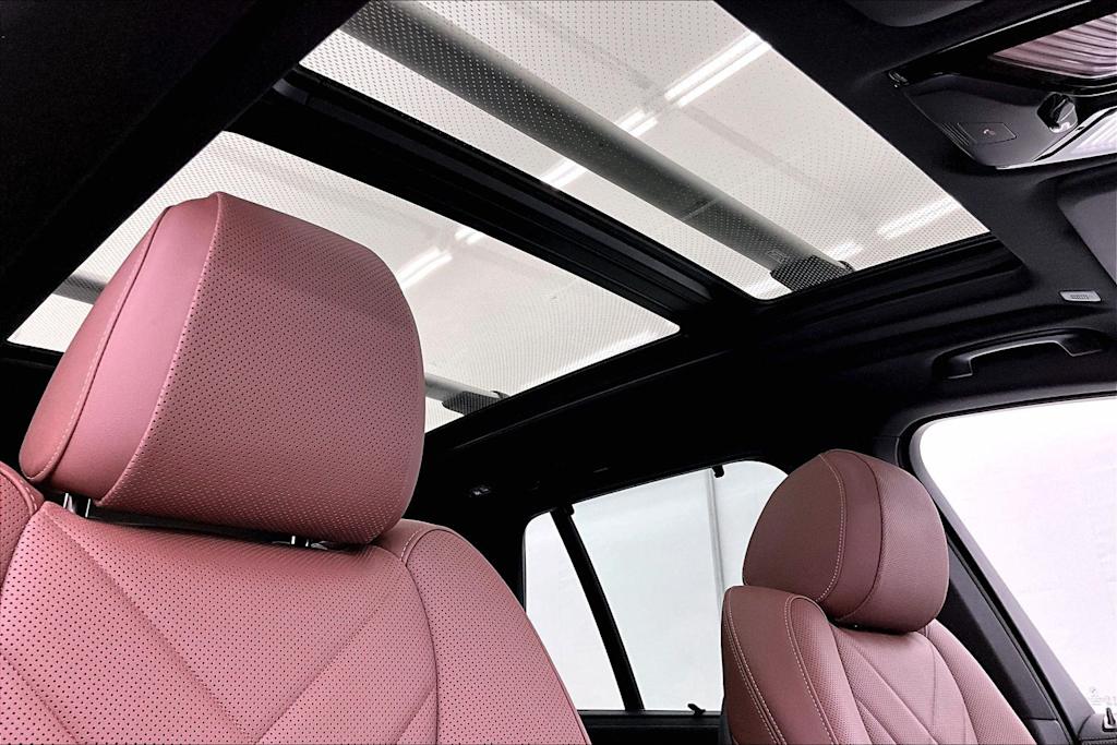 Thumbnail: 2025 BMW X5 - 30
