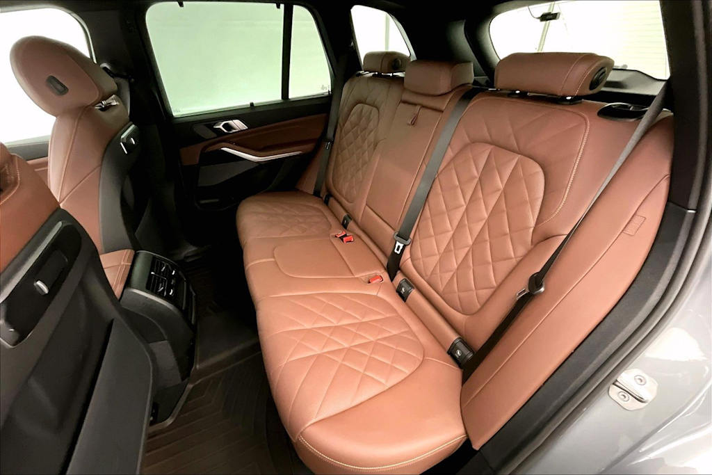 Thumbnail: 2025 BMW X5 - 29