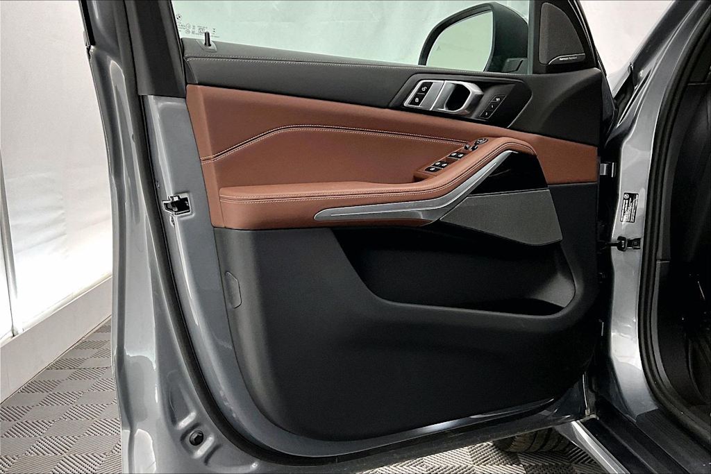 Thumbnail: 2025 BMW X5 - 27